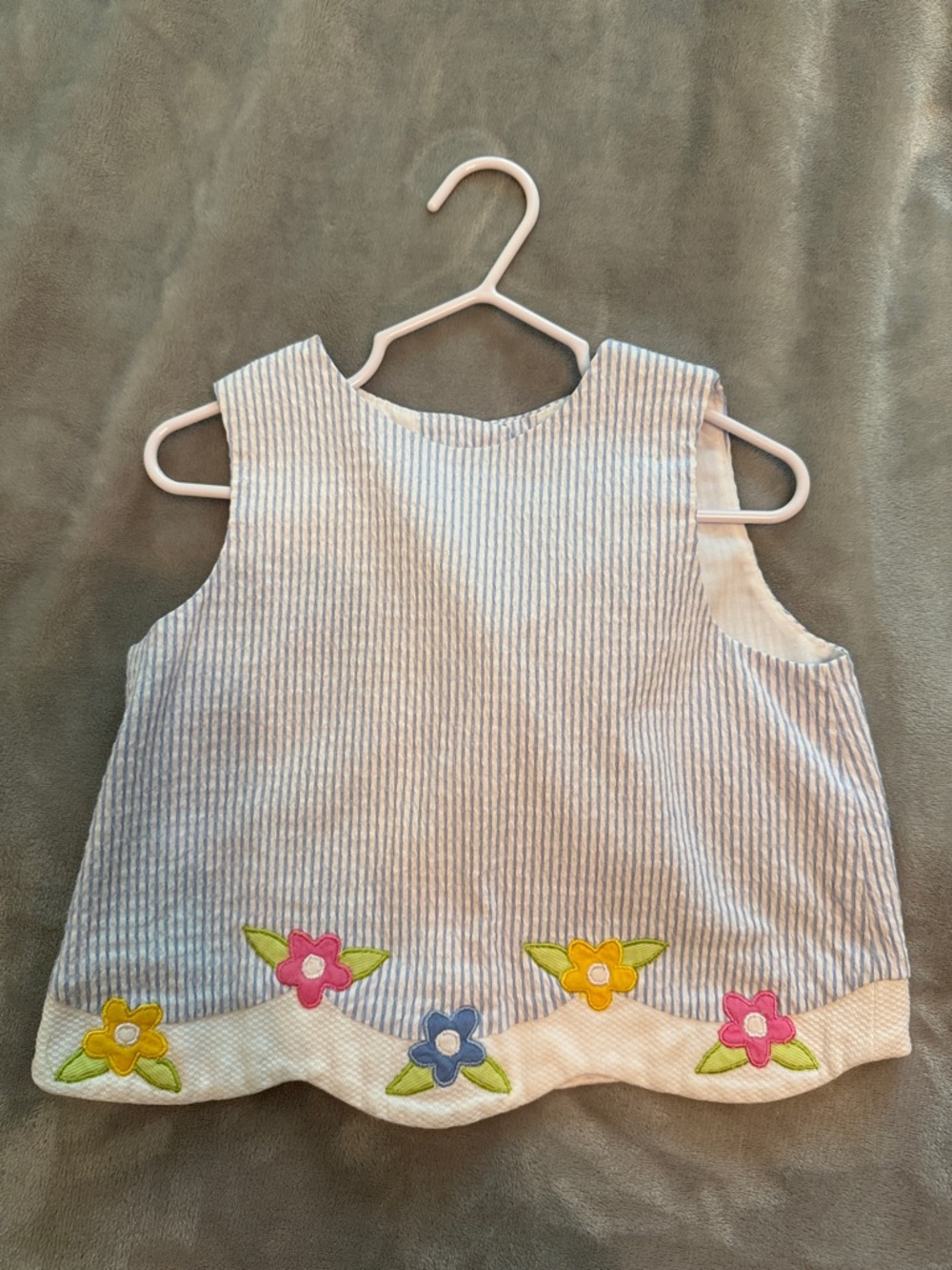 Florence Eiseman seersucker Top with buttons on back